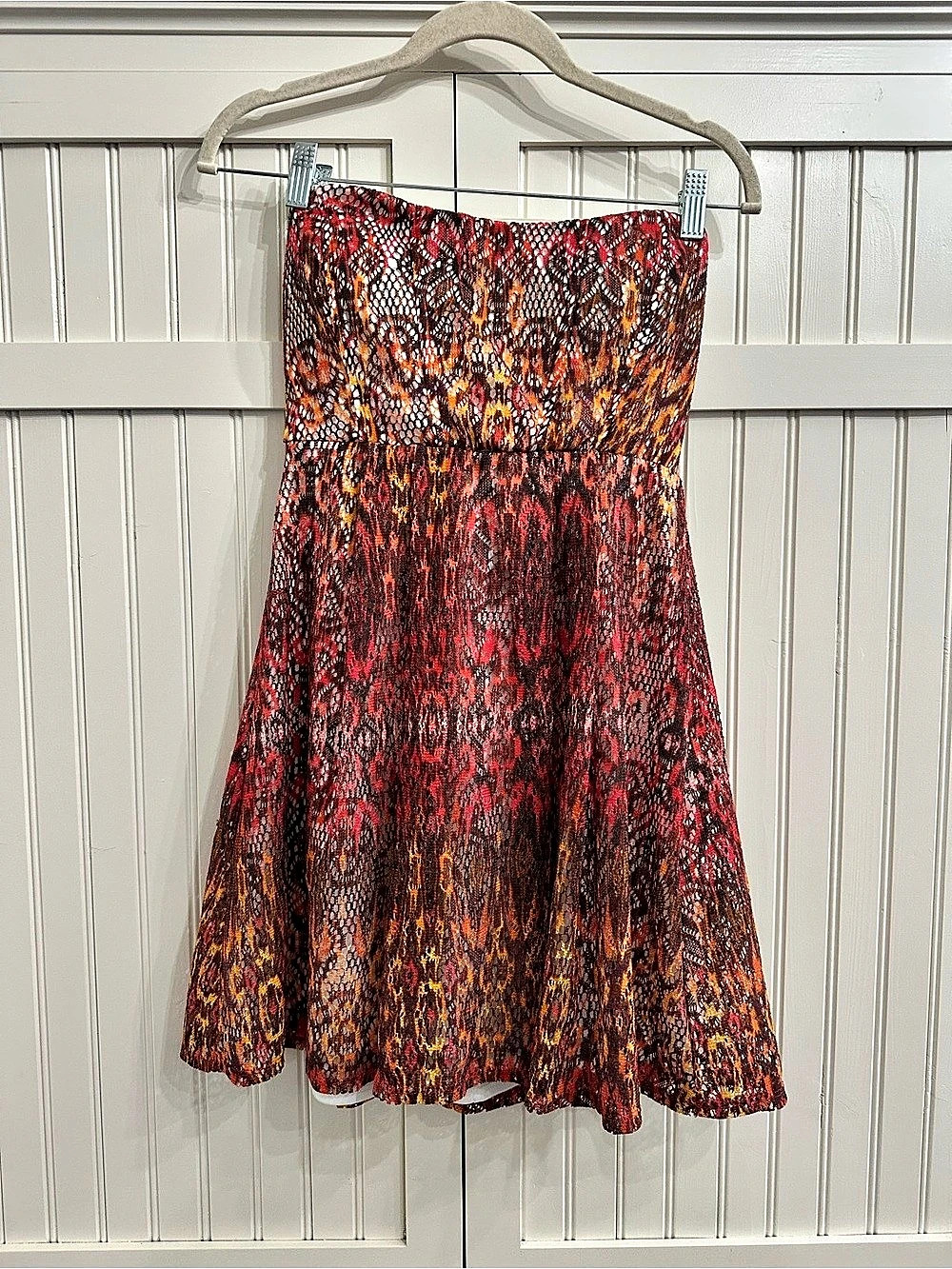 my michelle Eyelet Overlay Mini Dress in Red & Orange Size 7 Like New